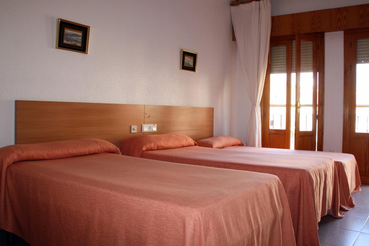 Hotel Los Arcos El Alquian Exterior photo